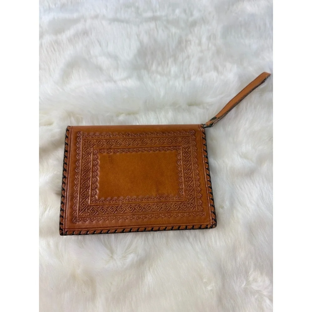 Vintage Tooled Leather Clutch Wallet‎ MEXICO Wrist Strap Brown Snap Closure